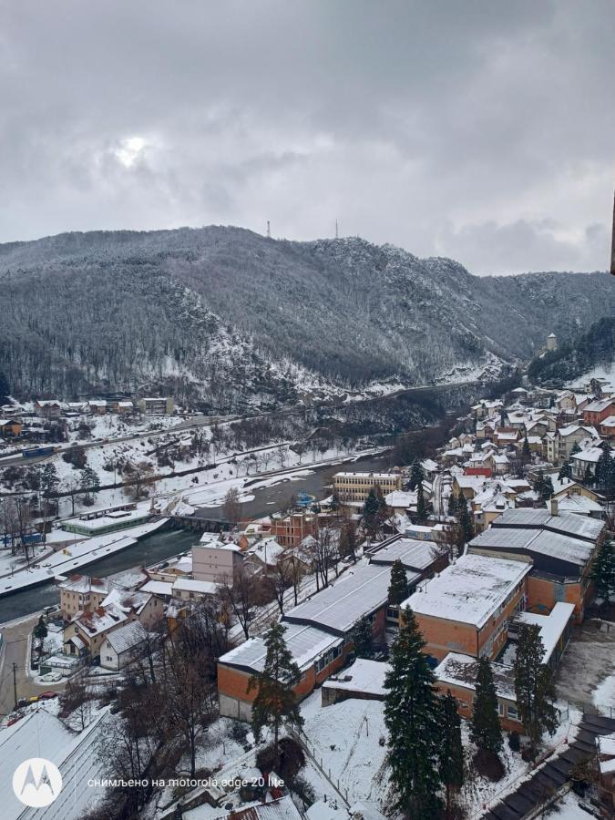 Ferienwohnung stan na dan IM Užice Exterior foto