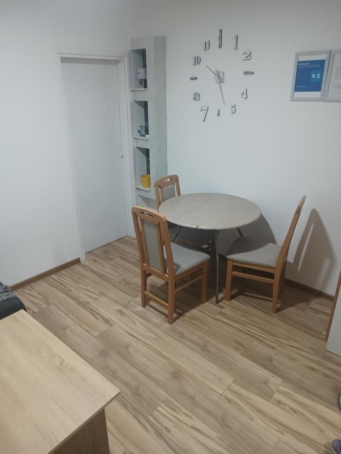 Ferienwohnung stan na dan IM Užice Exterior foto