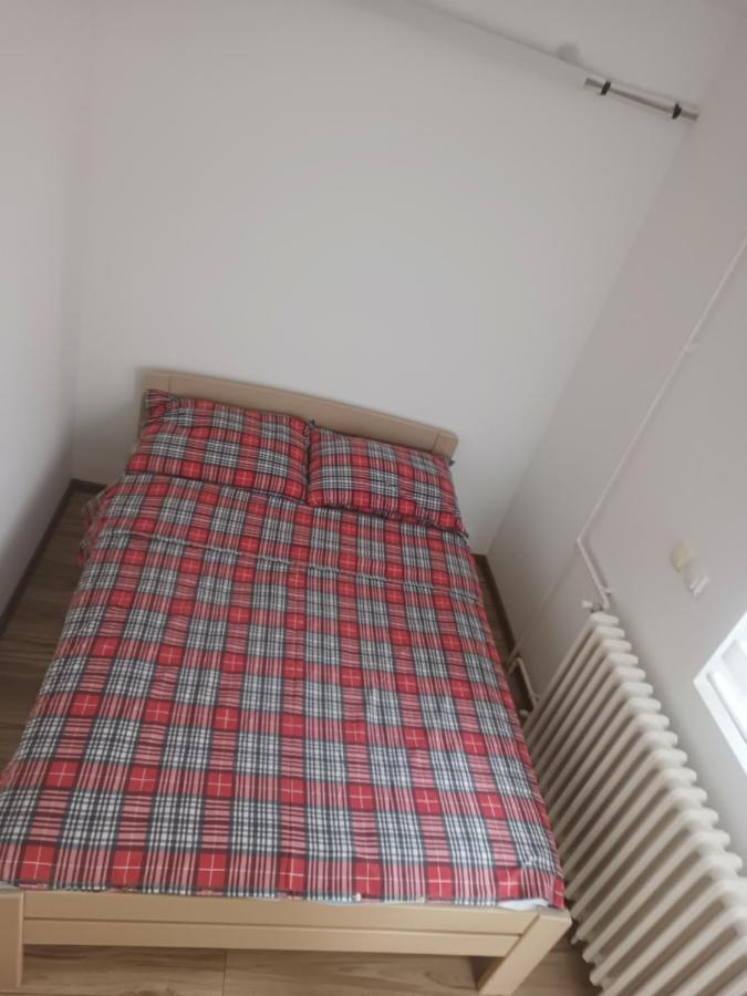 Ferienwohnung stan na dan IM Užice Exterior foto