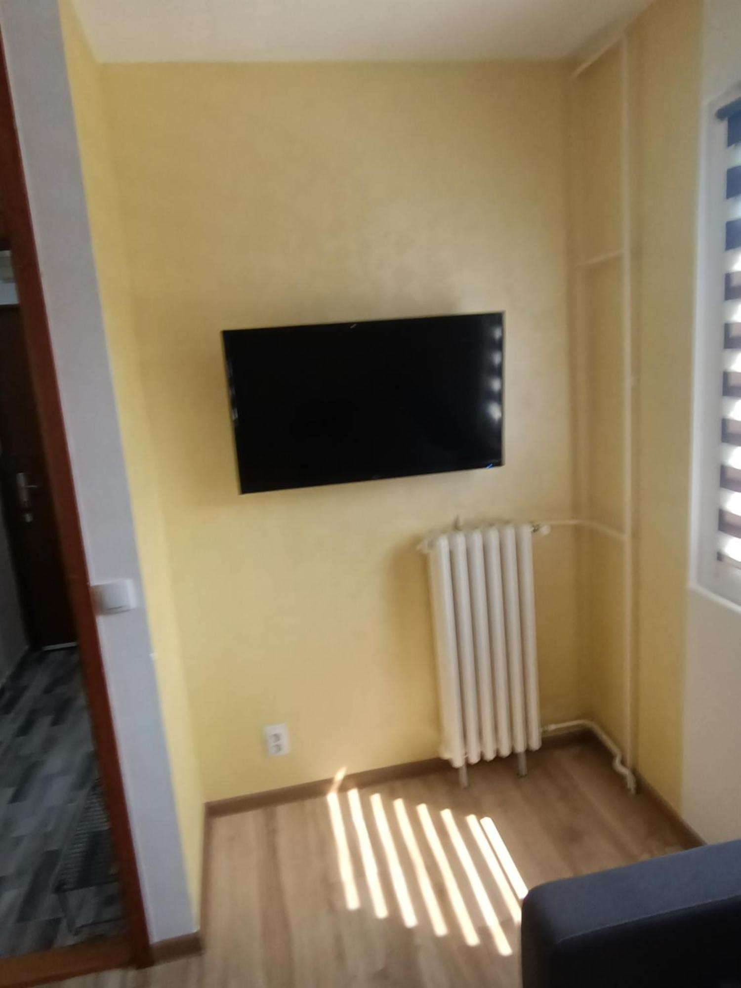 Ferienwohnung stan na dan IM Užice Zimmer foto