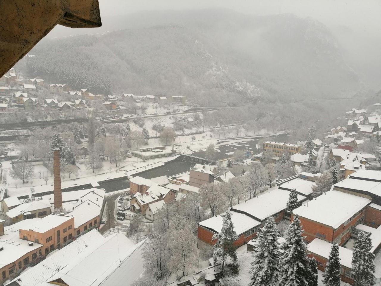 Ferienwohnung stan na dan IM Užice Exterior foto